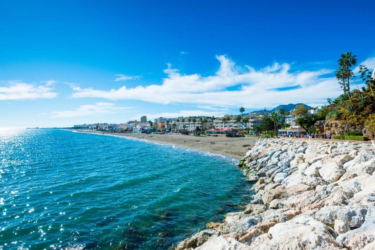 Apt. P/3 10' From The Beach W/Wifi In Торремолинос Экстерьер фото